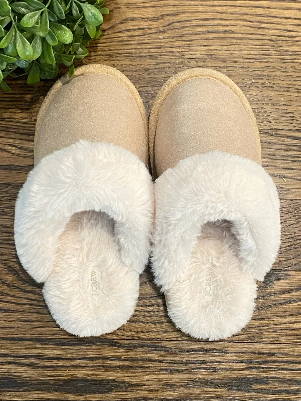 JCrew Crewcuts Little Girls Fuzzy Slippers Sz 12